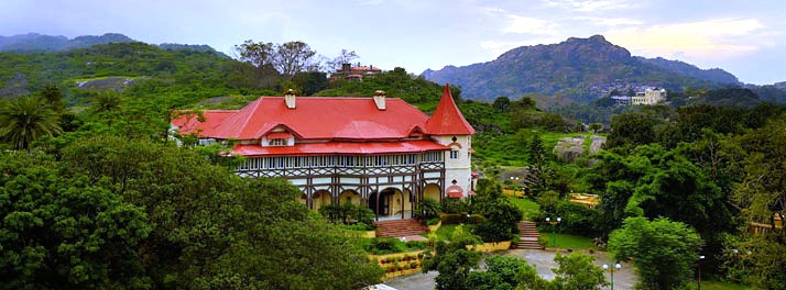 Sunrise Palace Hotel - Mount Abu 01.jpg